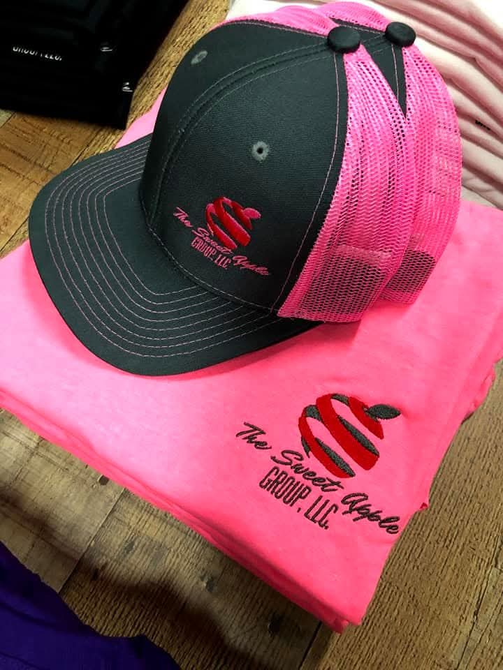 YOUR LOGO HATS LEFT CHEST